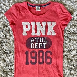 Victoria’s Secret Pink logo tee shirt small 👚💕